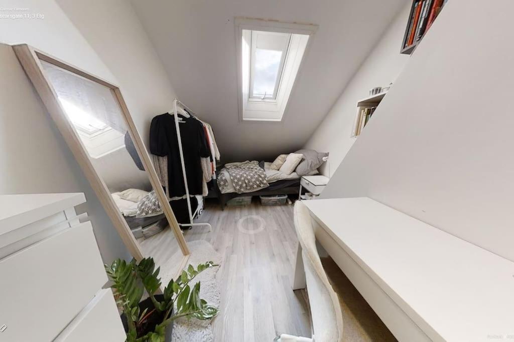 Spacious, 1 Minute From Bryggen! Bergen Exterior photo